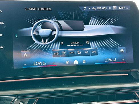 Certified 2025 BMW X1 xDrive28i w/ Convenience Package image 15