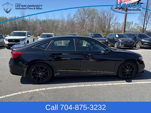 Used 2023 Honda Civic Sport image 9