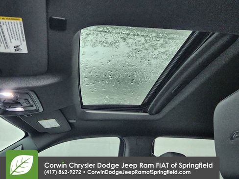 Used 2024 GMC Sierra 1500 AT4 w/ Technology Package image 31