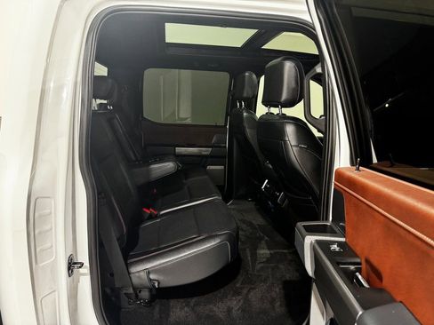 Used 2022 Ford F150 Lariat w/ Equipment Group 502A High image 26