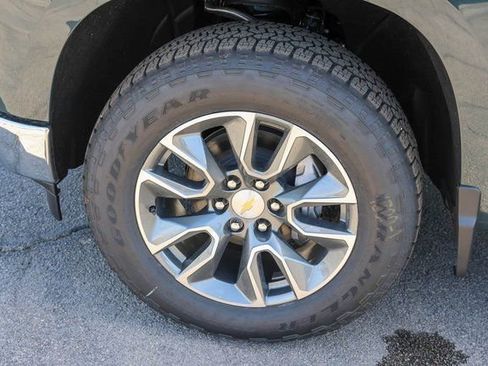 New 2026 Chevrolet Silverado 1500 LT w/ All Star Edition Plus AWD/4WD image 7
