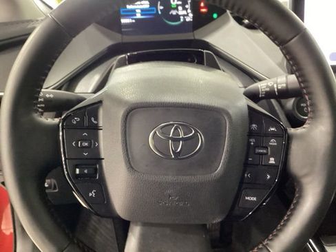 Used 2024 Toyota Prius Prime FWD image 11
