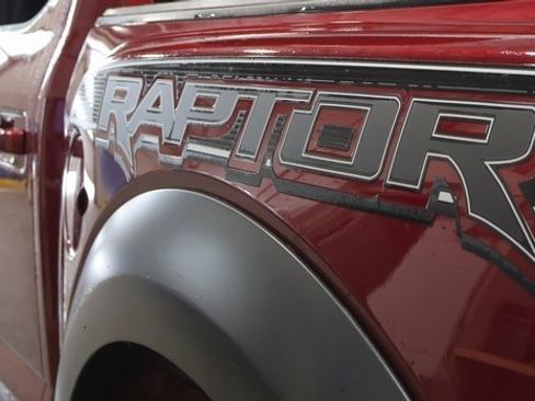 Used 2019 Ford F150 Raptor w/ Equipment Group 802A Luxury image 10