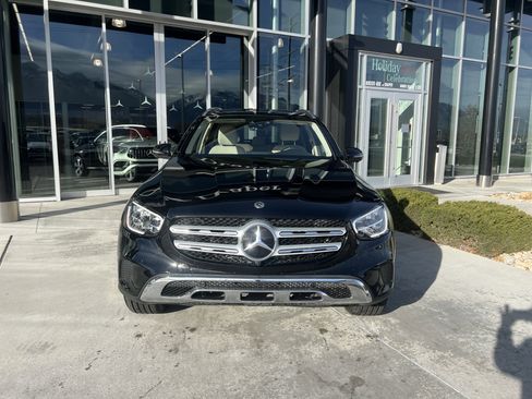 Certified 2022 Mercedes-Benz GLC 300 4MATIC image 2