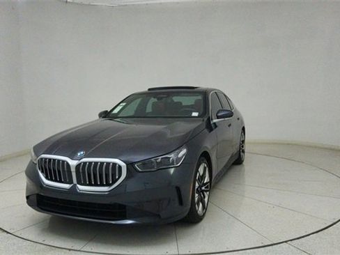 Used 2026 BMW 540i xDrive image 68