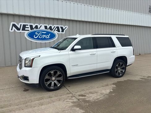 Used 2016 GMC Yukon SLE w/ Convenience Package AWD/4WD image 1