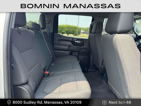 Used 2020 Chevrolet Silverado 1500 Custom w/ Custom Value Package image 12