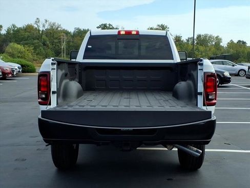 New 2026 RAM 3500 Tradesman image 17