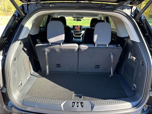 New 2026 Ford Explorer Active image 30