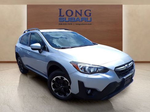 Used 2022 Subaru Crosstrek 2.0i Premium AWD/4WD image 1