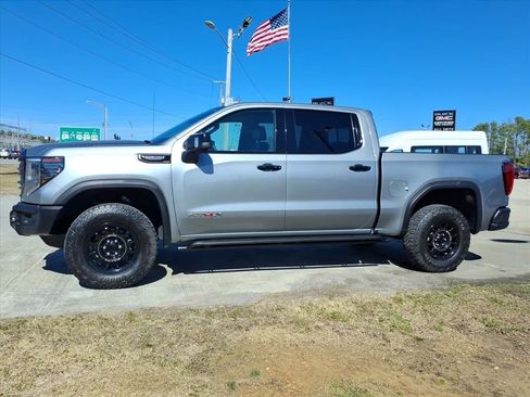 Used 2024 GMC Sierra 1500 AT4X w/ AT4X AEV Edition image 4