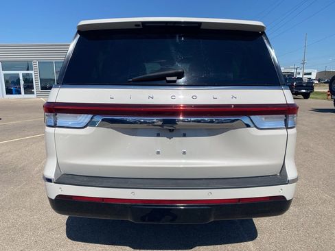 Used 2023 Lincoln Navigator L Reserve w/ Equipment Group 201A image 11