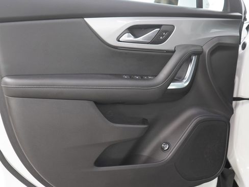 Used 2019 Chevrolet Blazer LT AWD/4WD image 19