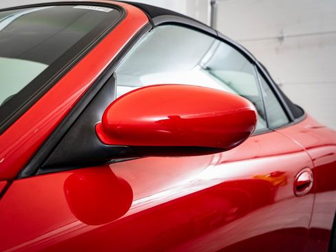 Used 2004 Porsche 911 Carrera image 18