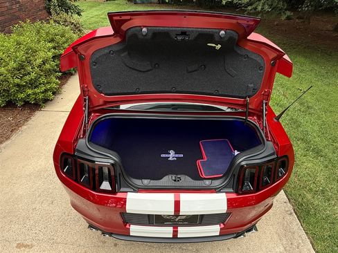 Used 2013 Ford Mustang Shelby GT500 RWD image 57