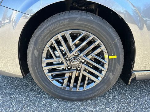 Used 2026 Nissan Sentra SV w/ SV Convenience Package image 7