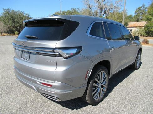 New 2026 Buick Enclave Avenir w/ Super Cruise Package FWD image 6