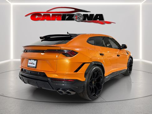 Used 2023 Lamborghini Urus Performante AWD/4WD image 5