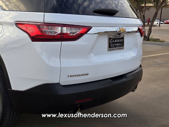 Used 2020 Chevrolet Traverse LT FWD image 5