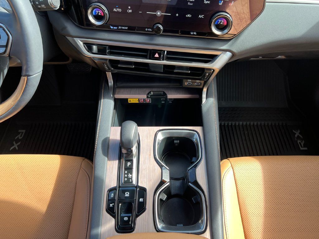 Used 2024 Lexus RX 350h w/ Accessory Package (Z1) AWD/4WD image 15