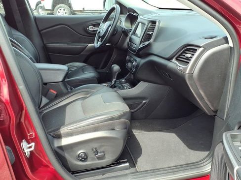 Used 2021 Jeep Cherokee Latitude Lux AWD/4WD image 19