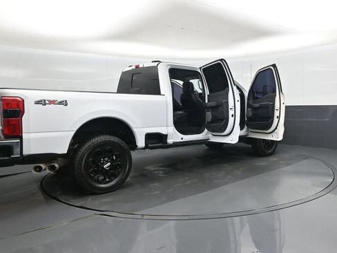 Used 2024 Ford F250 Lariat image 45