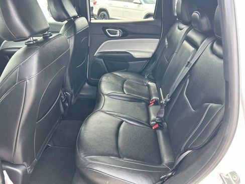 Used 2025 Jeep Compass Limited AWD/4WD image 25