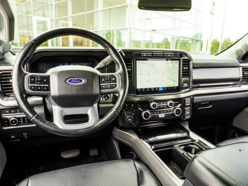 Used 2024 Ford F250 Lariat AWD/4WD image 16