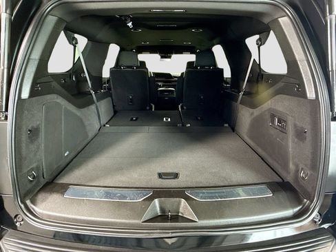 Used 2023 Cadillac Escalade ESV Luxury AWD/4WD image 30