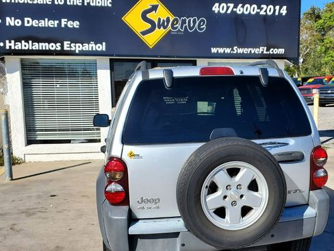 Used 2005 Jeep Liberty Sport image 13