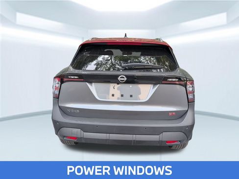 Used 2026 Nissan Kicks SR FWD image 3