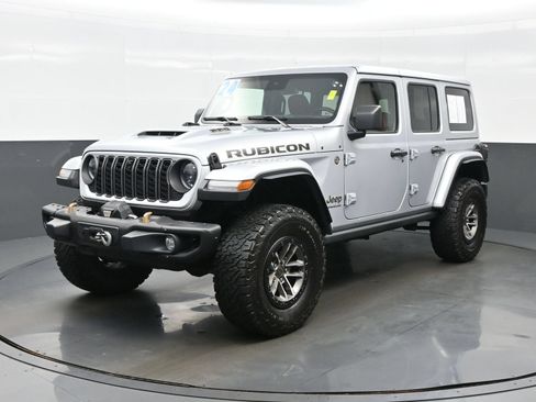 Used 2024 Jeep Wrangler Unlimited Rubicon 392 AWD/4WD image 2