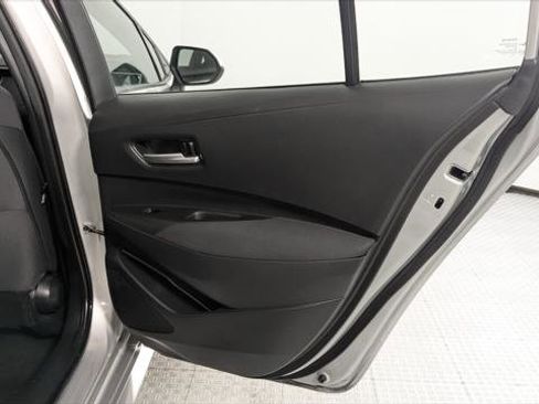 Used 2021 Toyota Corolla LE FWD image 19