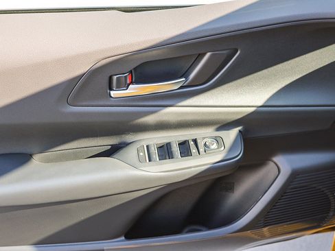 New 2026 Toyota Prius FWD image 22