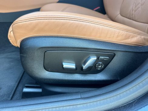 Used 2023 BMW 530e w/ M Sport Package RWD image 13