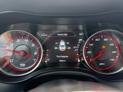 Used 2023 Dodge Charger SXT image 24