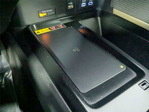 Certified 2025 Toyota Camry SE FWD image 22