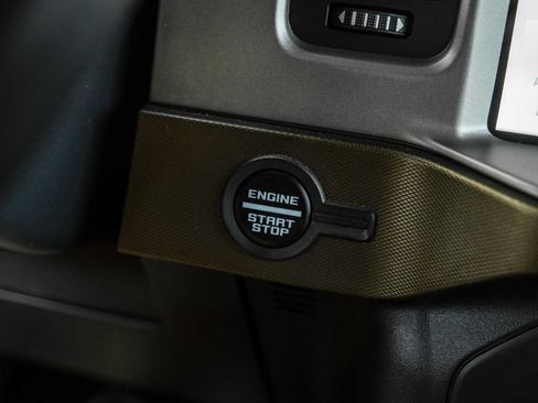 Used 2023 Ford Bronco Outer Banks AWD/4WD image 16