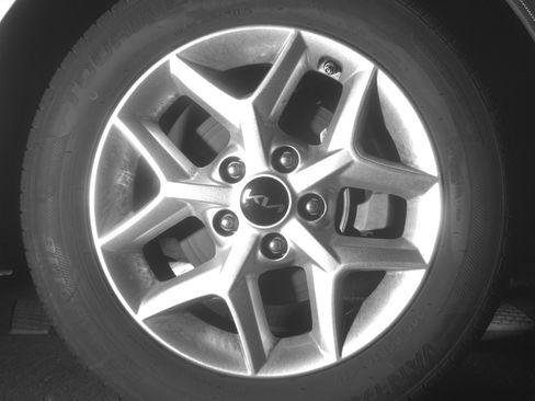 Used 2025 Kia Soul LX w/ LX Technology Package image 13