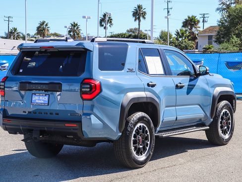 Used 2025 Toyota 4Runner TRD Off-Road image 11