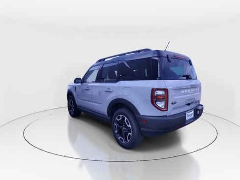 Used 2022 Ford Bronco Sport Outer Banks w/ Tech Package AWD/4WD image 6
