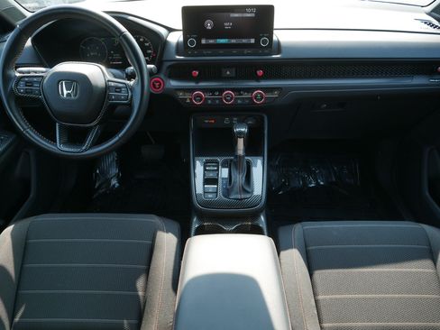 Used 2025 Honda CR-V Sport image 10