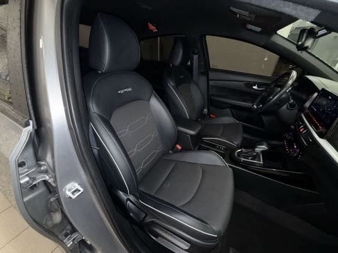 Used 2023 Kia Forte GT-Line w/ GT-Line Technology Package FWD image 16