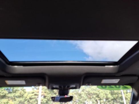 Used 2020 Chevrolet Silverado 1500 High Country w/ Technology Package image 12