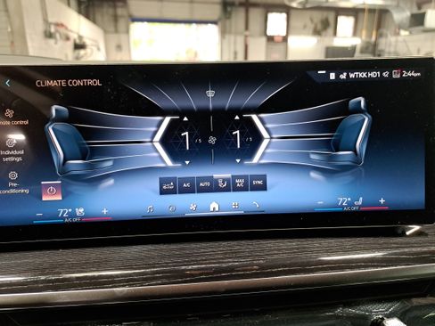 New 2026 BMW X5 xDrive40i w/ M Sport Package image 22