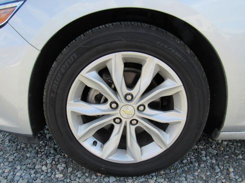 Used 2020 Chevrolet Malibu LT image 11