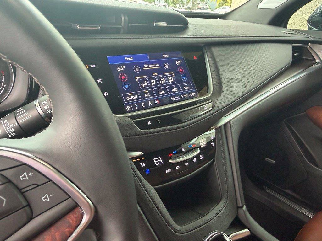 Used 2026 Cadillac XT5 Premium Luxury w/ Driver Assist Package FWD image 14