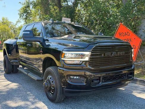 Used 2024 RAM 3500 Laramie w/ Night Edition AWD/4WD image 2