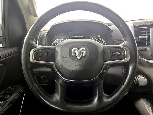 Used 2019 RAM 1500 Laramie AWD/4WD image 20