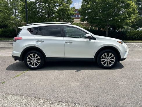 Used 2016 Toyota RAV4 Limited w/ Advanced Technology Package AWD/4WD image 8